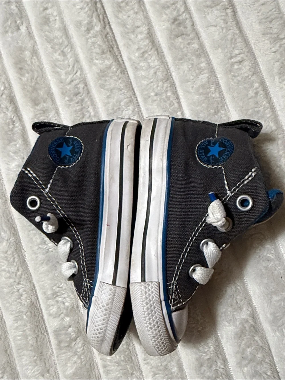 Converse Kids' Gray & Blue All Star High-Top Sneakers | Size 5 Toddler